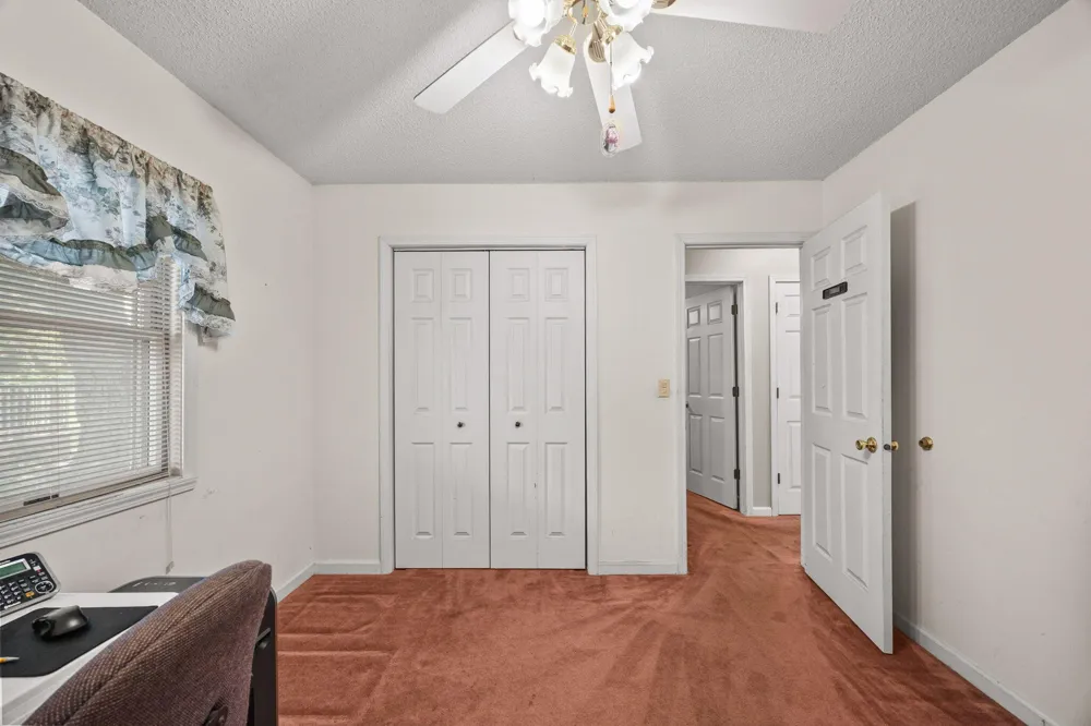 213 S Park Drive Monticello, IN 47960