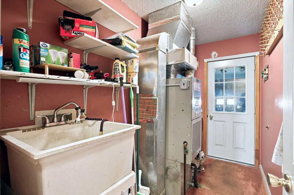 213 S Park Drive Monticello, IN 47960