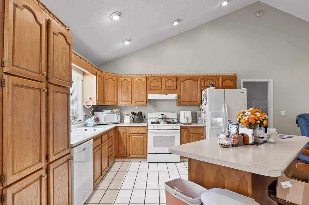 213 S Park Drive Monticello, IN 47960