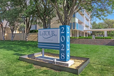 2028 S Austin #907 Street
