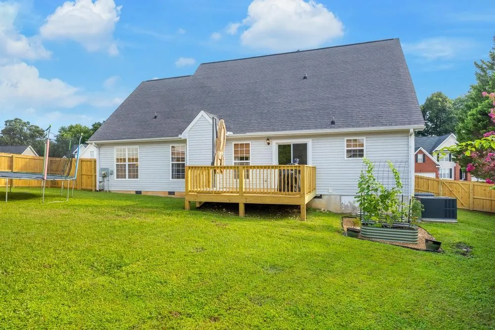 8316 Stillwater Circle Ooltewah, TN 37363