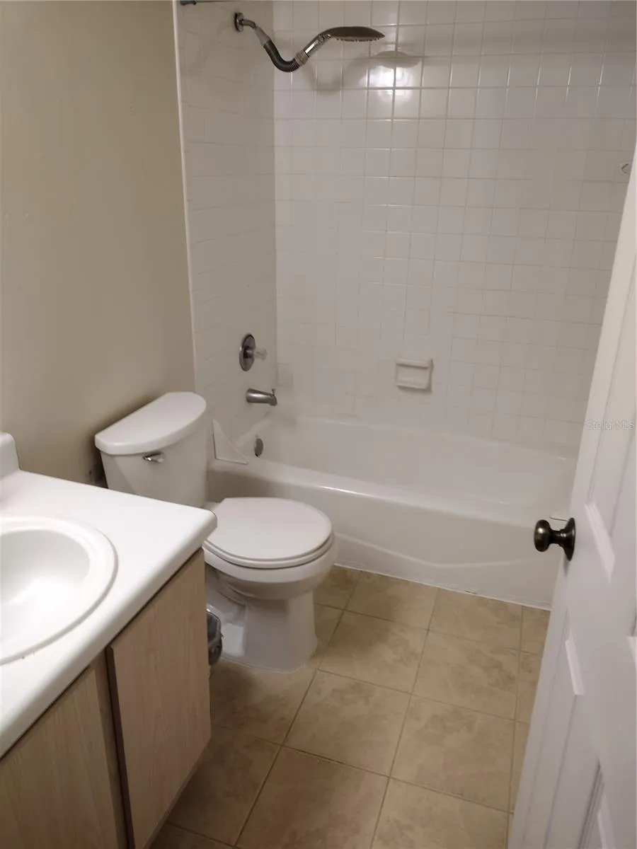 2360 SW ARCHER ROAD #510 Gainesville, FL 32608