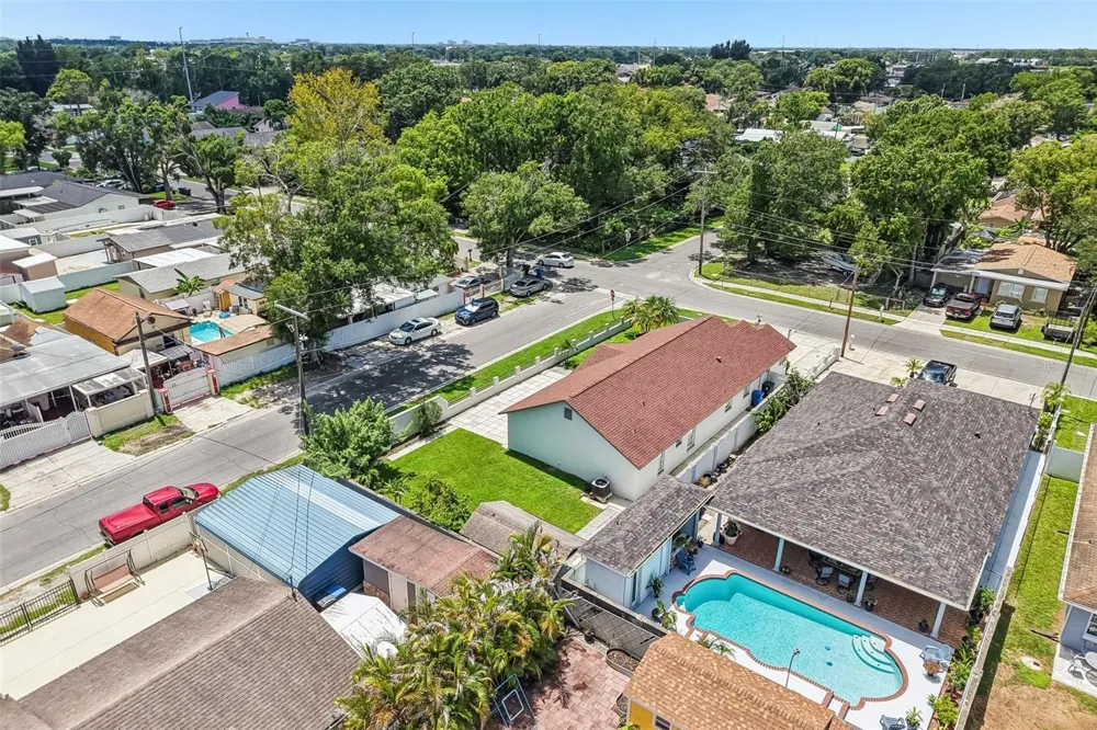 7001 CLARK AVENUE Tampa, FL 33614