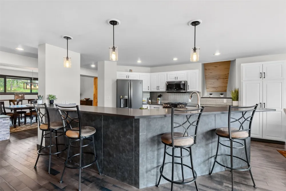 31 Shooting Star Way Silverthorne, CO 80498