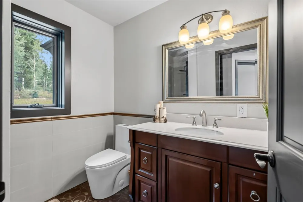 31 Shooting Star Way Silverthorne, CO 80498