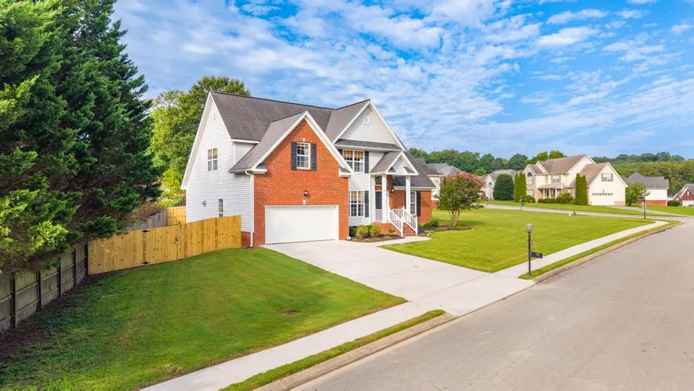 8316 Stillwater Circle Ooltewah, TN 37363