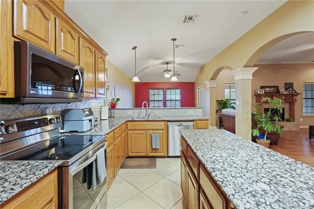 314 Hancock Odem, TX 78370