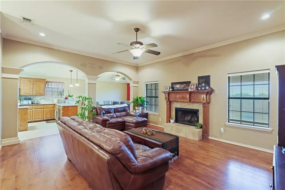 314 Hancock Odem, TX 78370