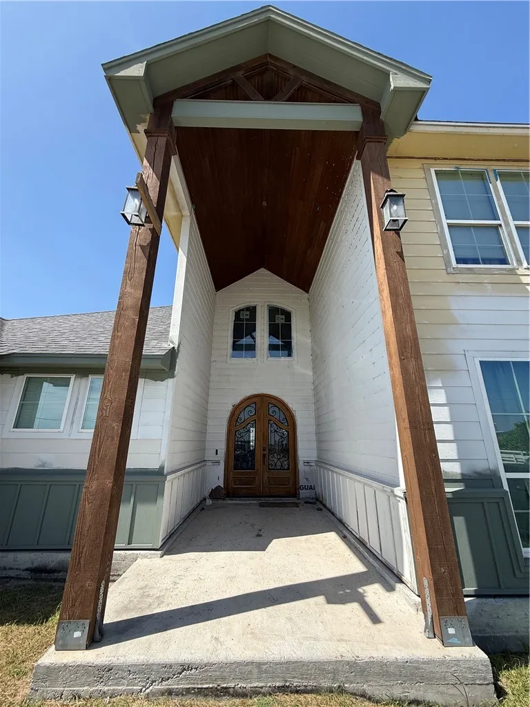 3530 County Road 48 Robstown, TX 78380