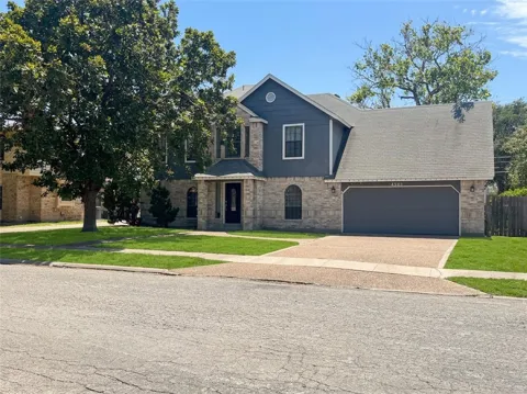 4501 Silver Hollow Drive