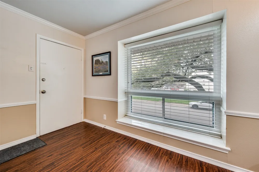 10029 Regal Park Lane #212 Dallas, TX 75230