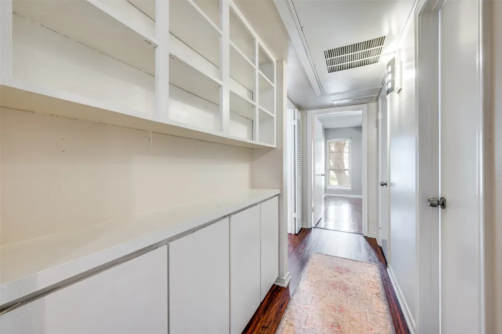 10029 Regal Park Lane #212 Dallas, TX 75230