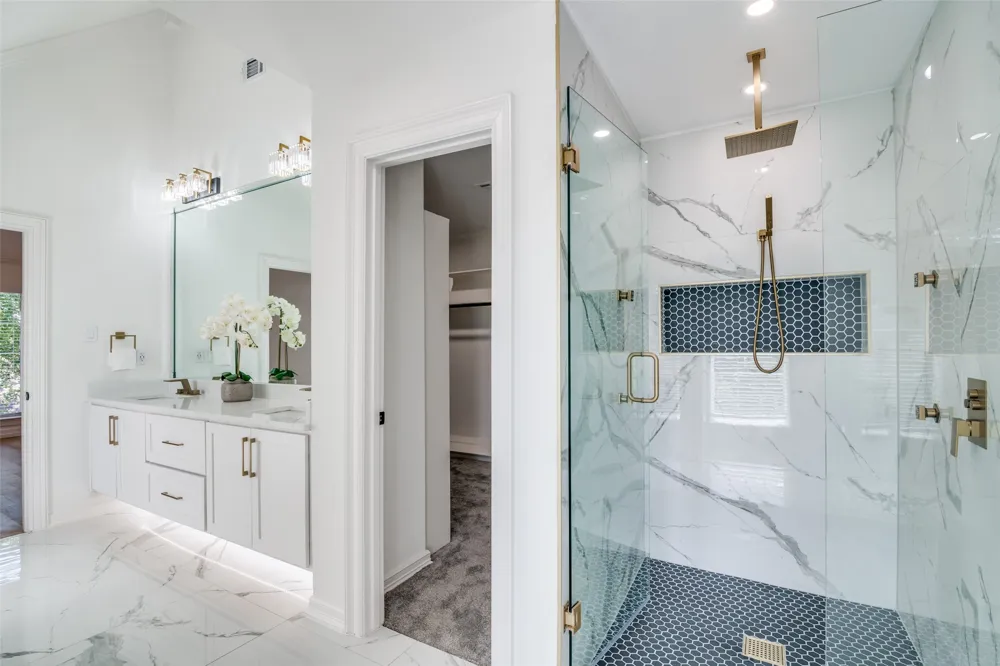 200 Krohn Court Irving, TX 75038
