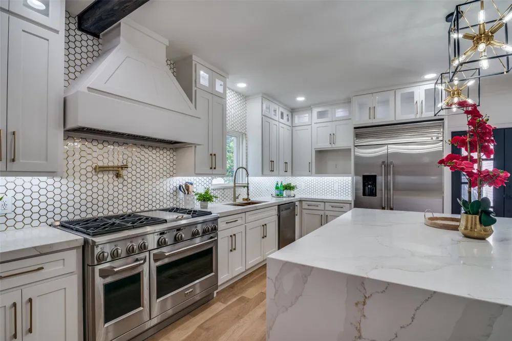200 Krohn Court Irving, TX 75038