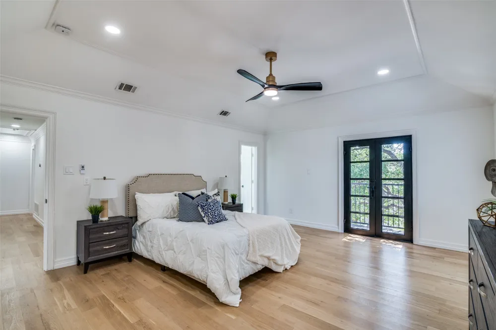 200 Krohn Court Irving, TX 75038