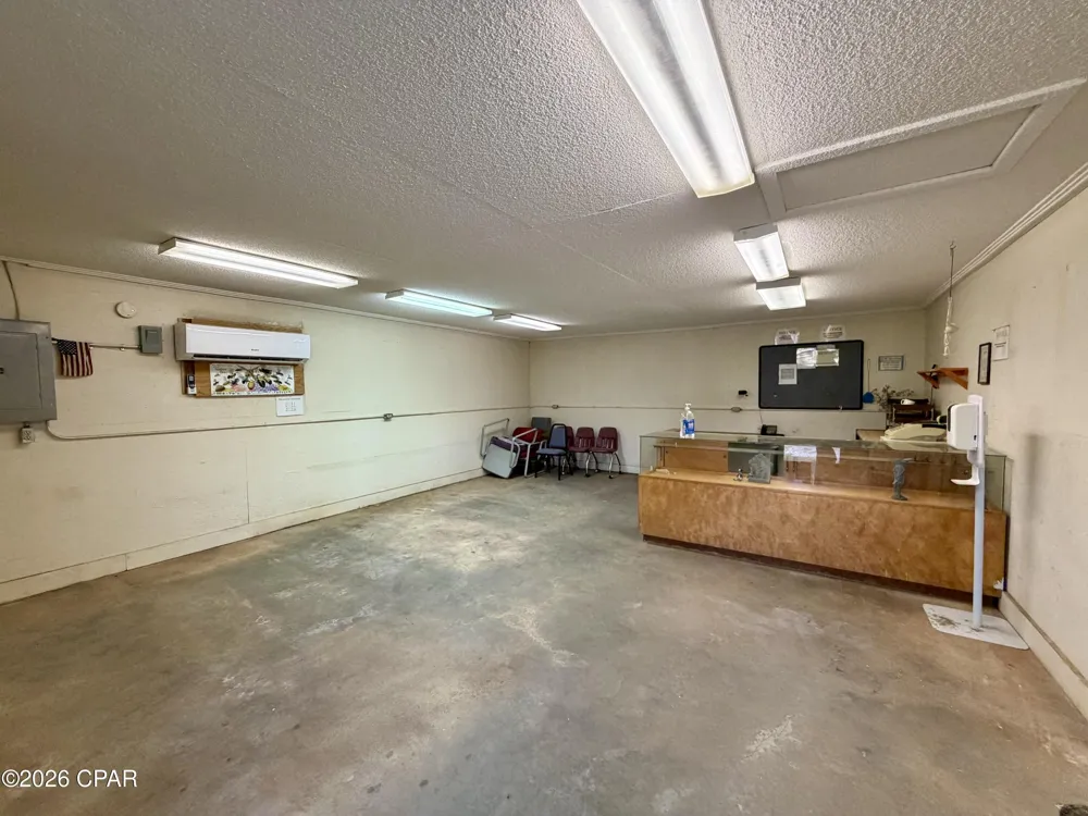 4245 Kelson Avenue Marianna, FL 32446