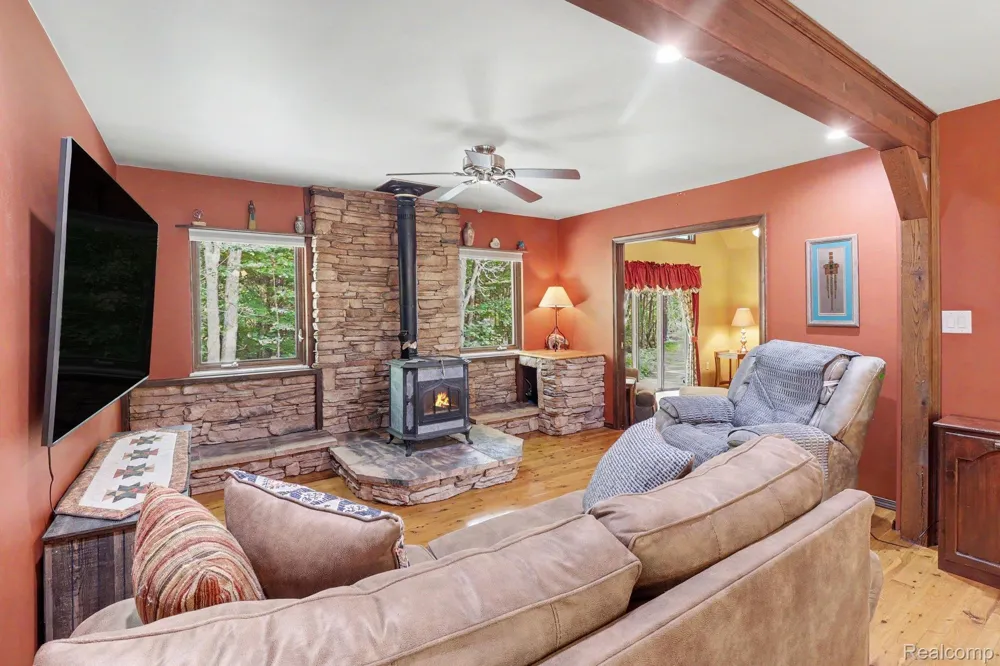6300 Raddatz Road Cohoctah Township, MI 48836