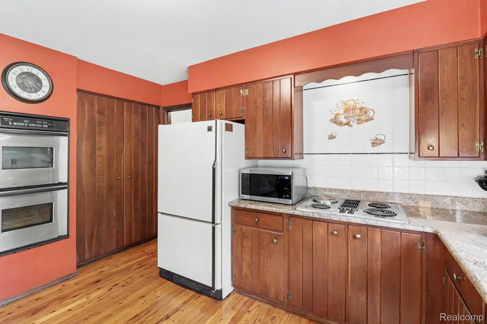 6300 Raddatz Road Cohoctah Township, MI 48836
