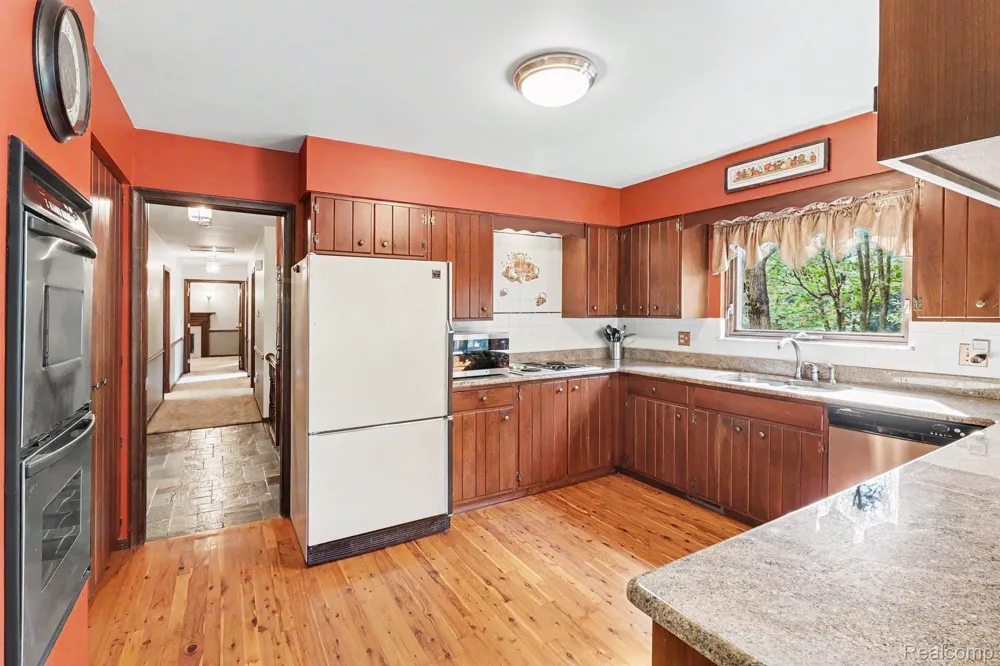 6300 Raddatz Road Cohoctah Township, MI 48836