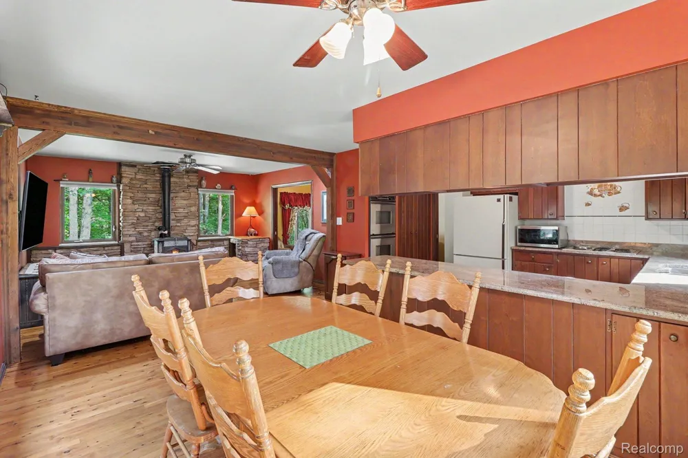 6300 Raddatz Road Cohoctah Township, MI 48836