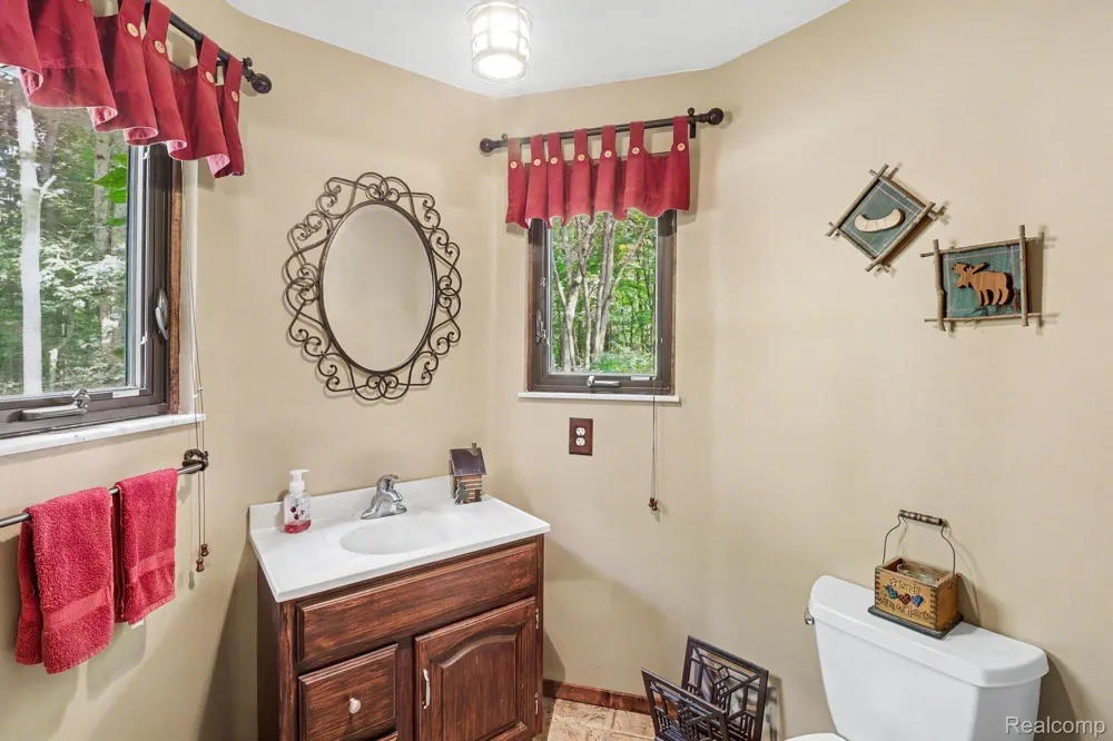 6300 Raddatz Road Cohoctah Township, MI 48836