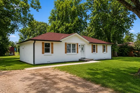 319 Holston Dr