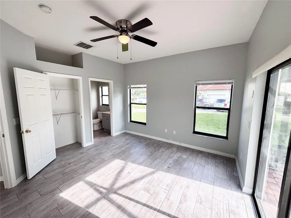 126 SANDY POINT WAY Clermont, FL 34714