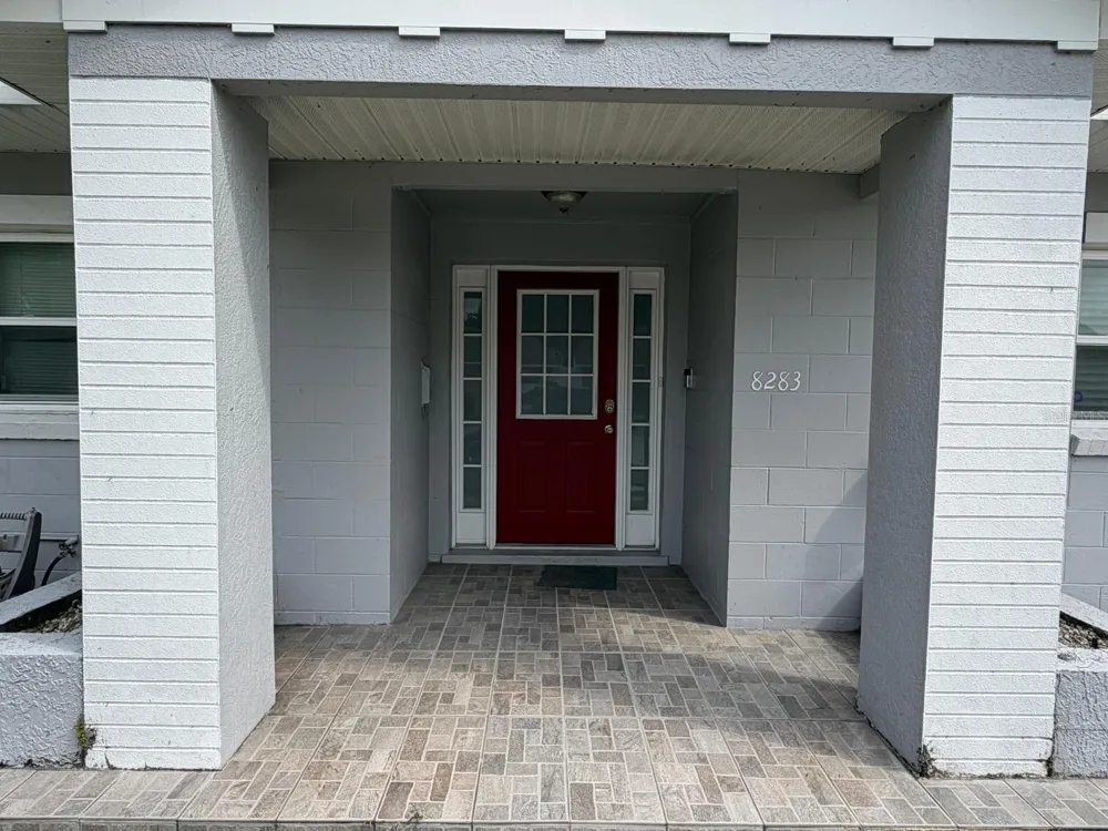 8283 LE MESA STREET Orlando, FL 32827