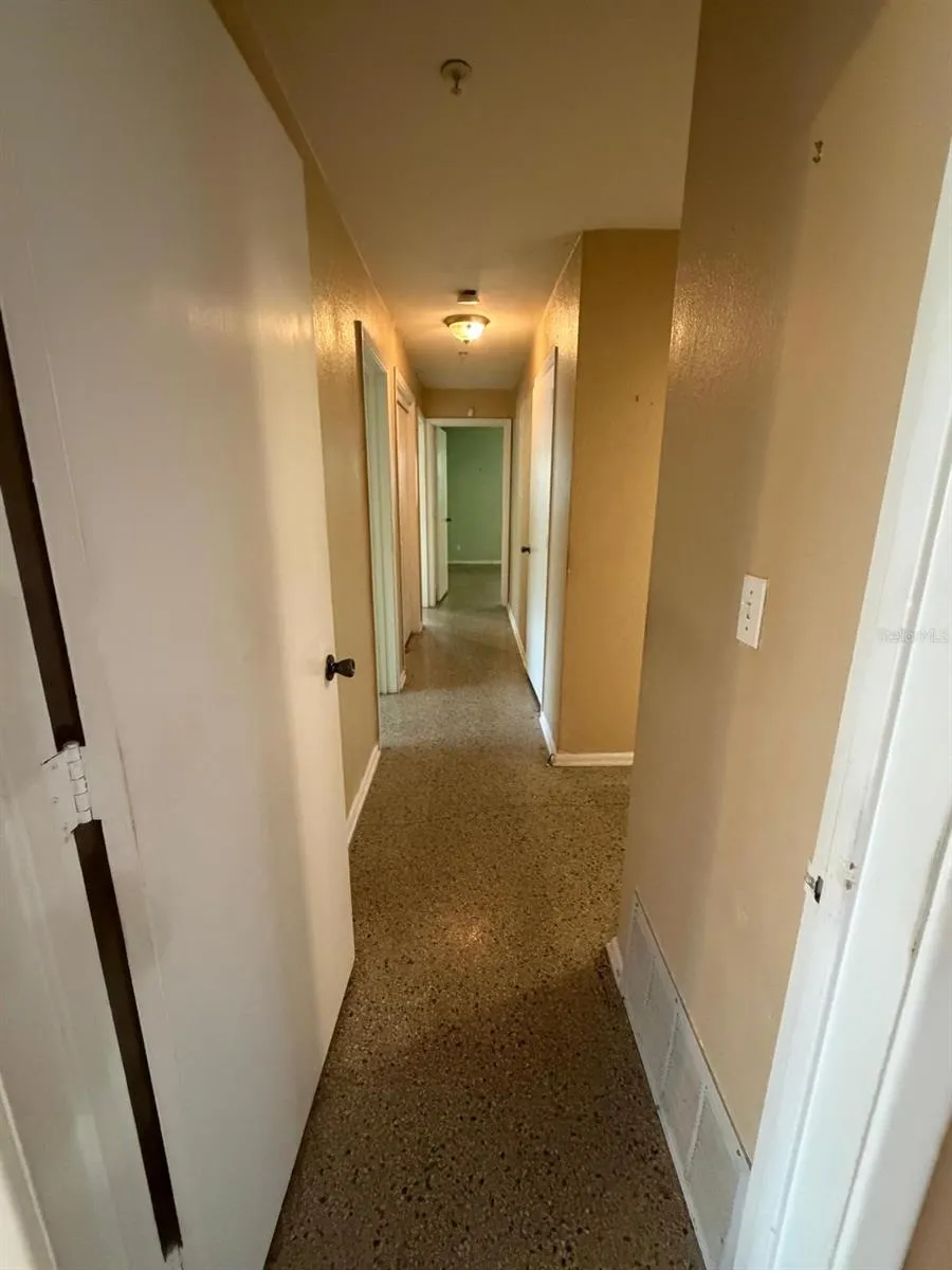 8283 LE MESA STREET Orlando, FL 32827