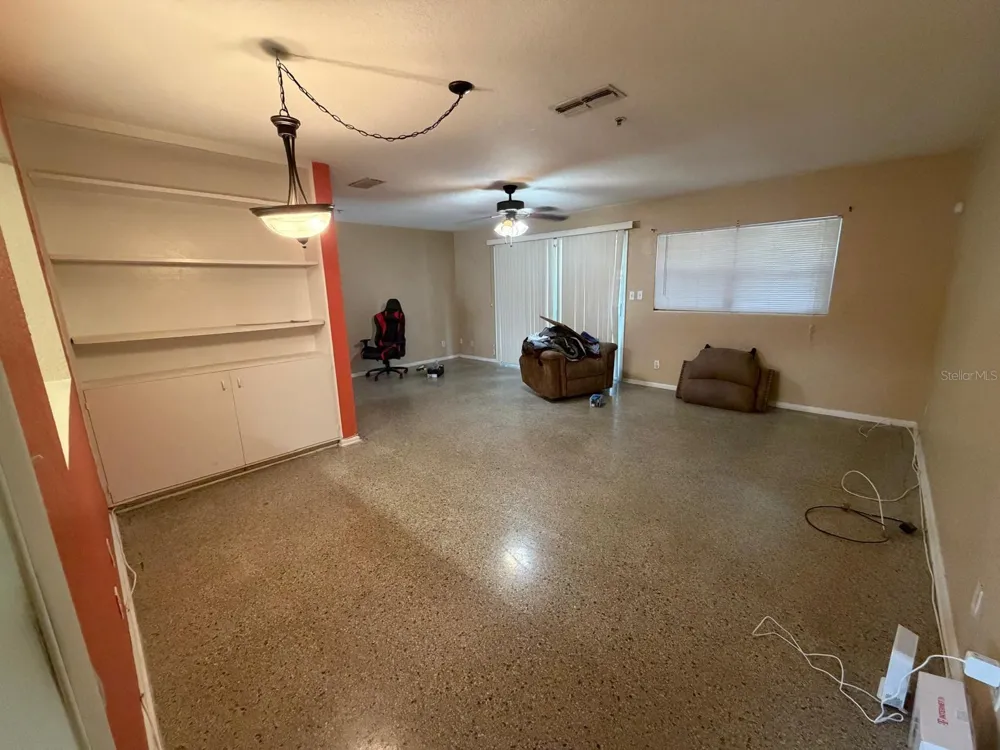 8283 LE MESA STREET Orlando, FL 32827