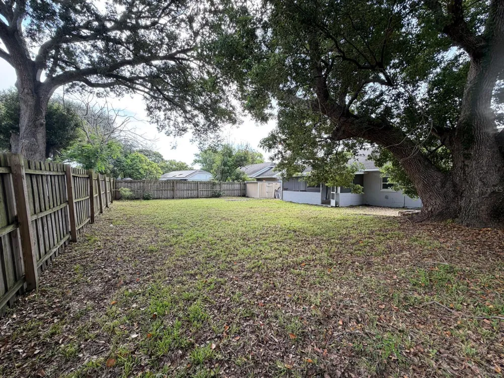 8283 LE MESA STREET Orlando, FL 32827