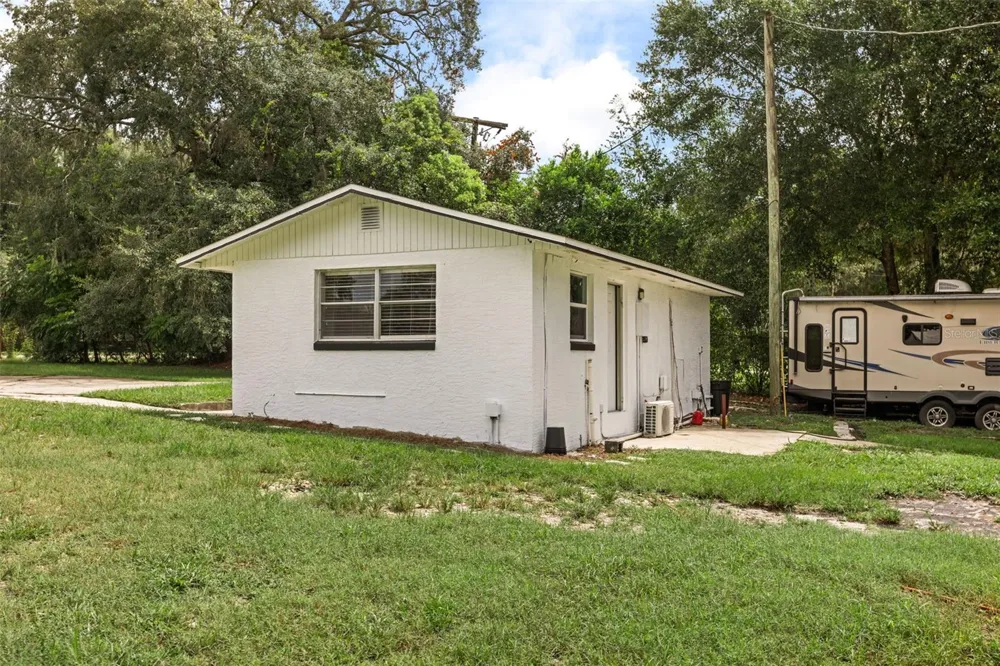 250 LONGWOOD HILLS ROAD Longwood, FL 32750