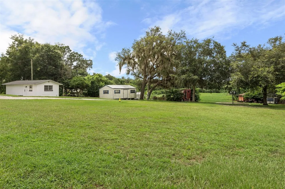 250 LONGWOOD HILLS ROAD Longwood, FL 32750