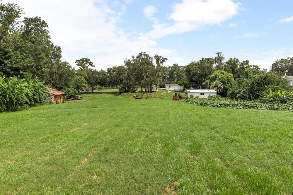 250 LONGWOOD HILLS ROAD Longwood, FL 32750