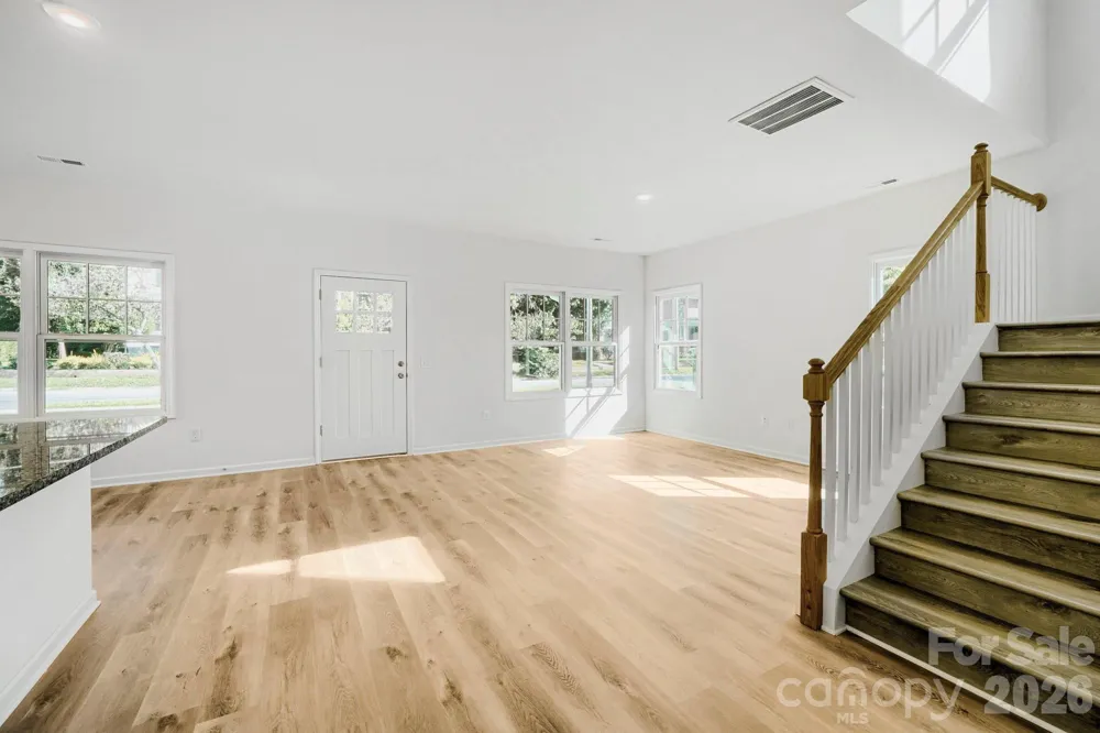 517 W Front Street Statesville, NC 28677