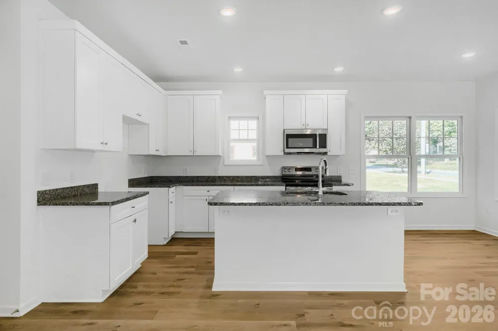517 W Front Street Statesville, NC 28677