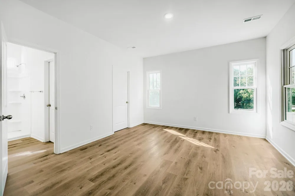 517 W Front Street Statesville, NC 28677