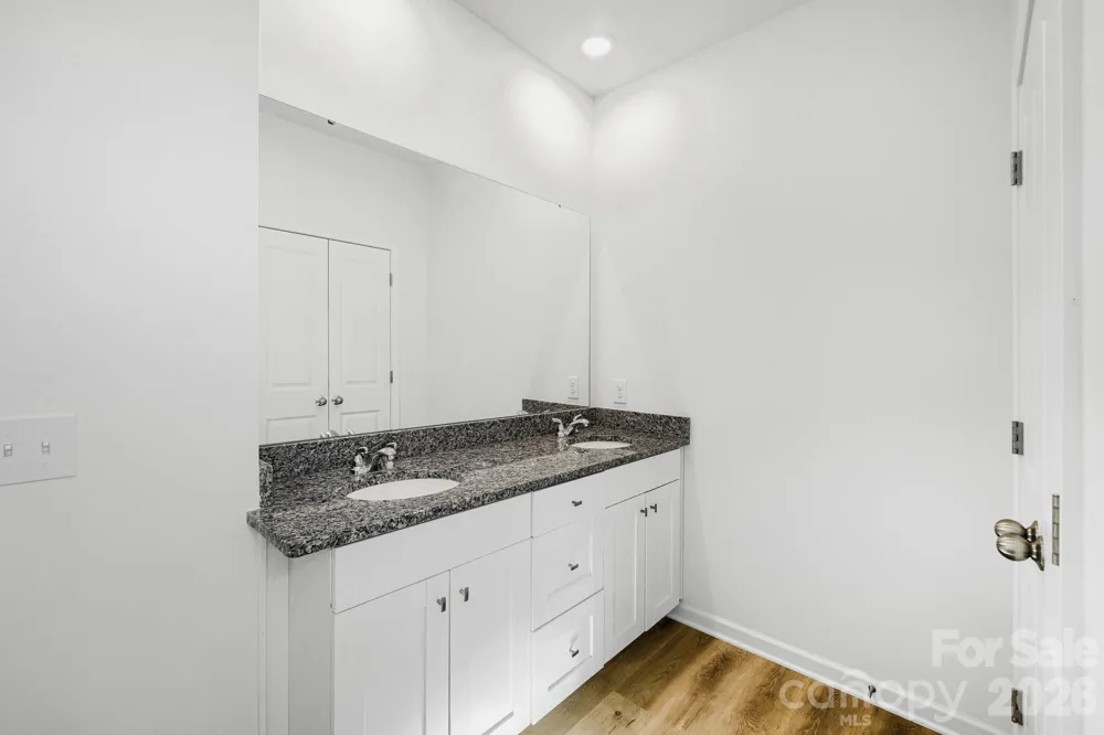 517 W Front Street Statesville, NC 28677