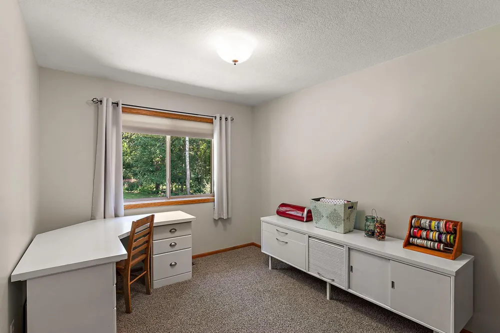 5712 Aspen Road Princeton, MN 55371