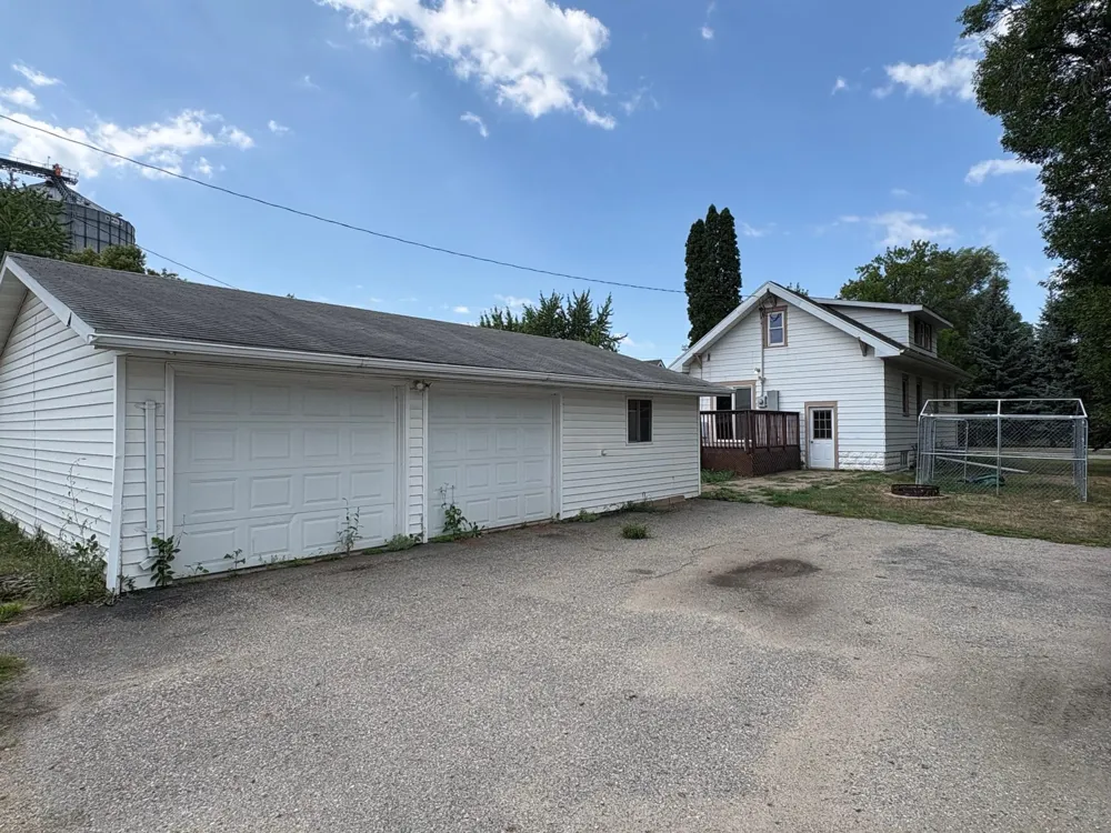 114 9th Street Breckenridge, MN 56520