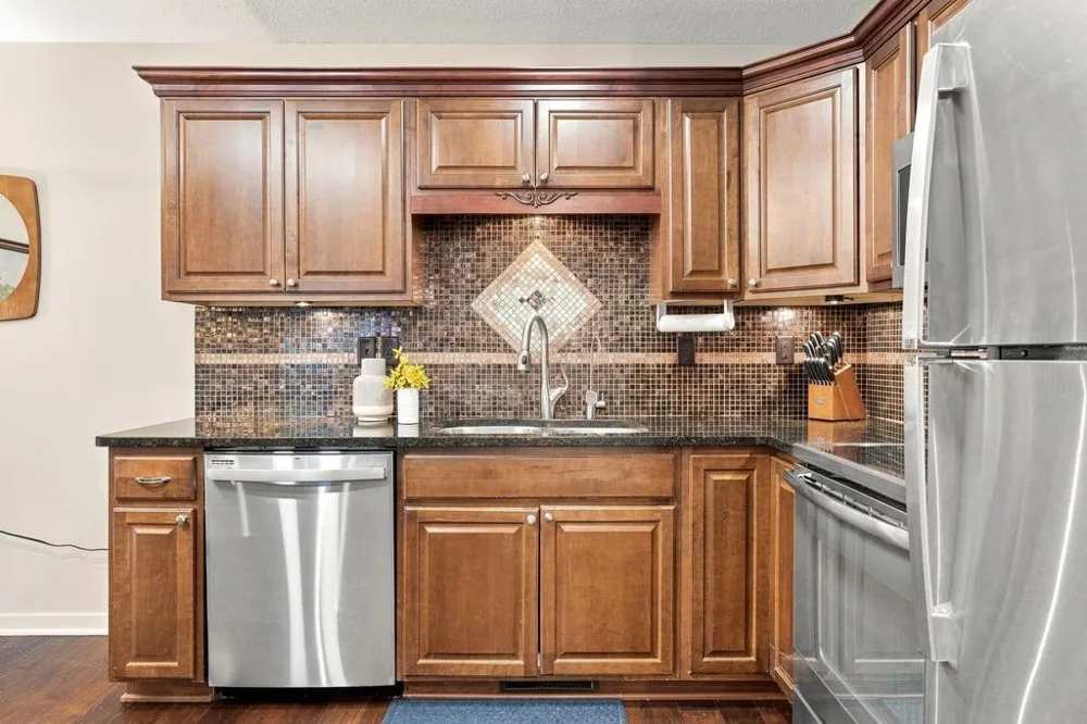 970 Pontiac Lane Chanhassen, MN 55317