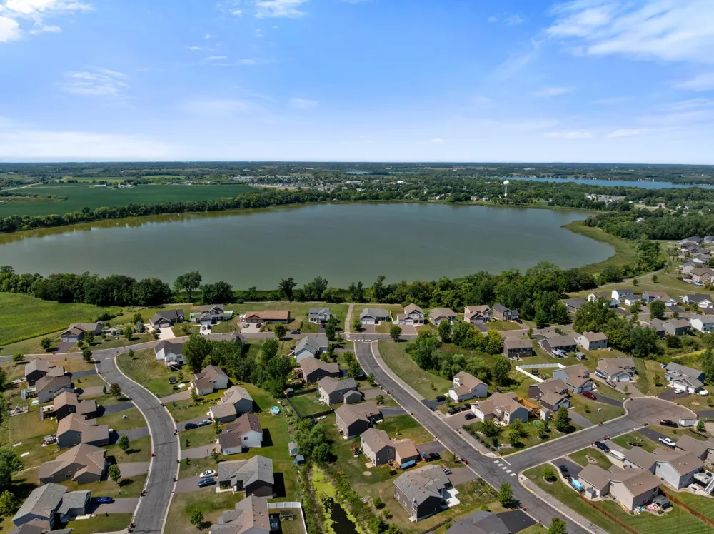 366 66th Street SW Waverly, MN 55390