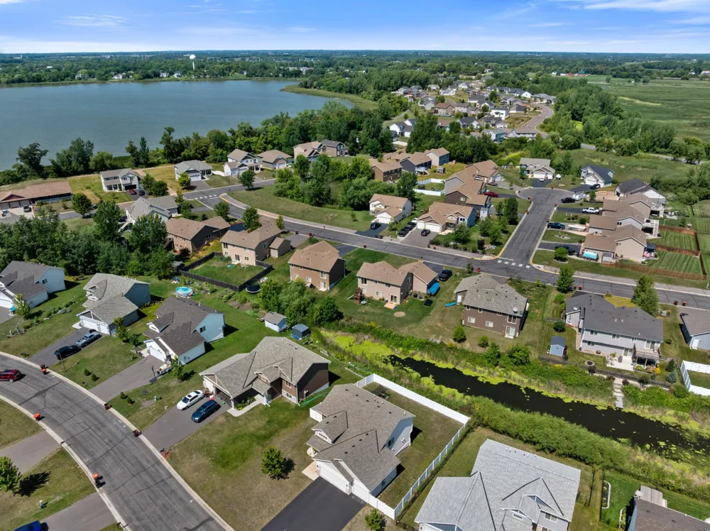 366 66th Street SW Waverly, MN 55390