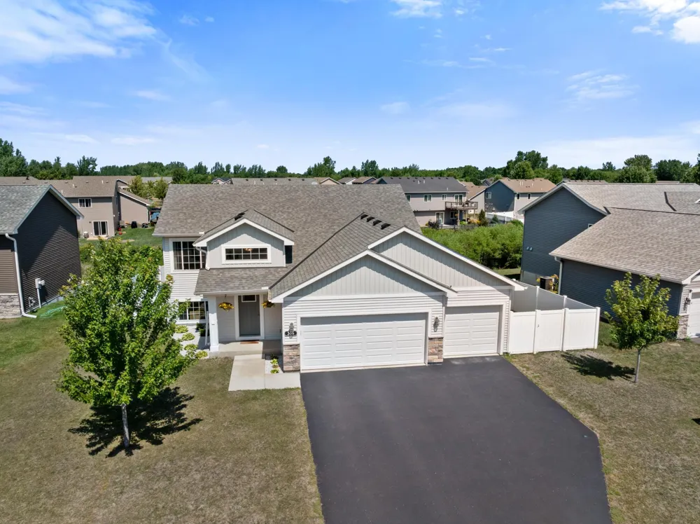 366 66th Street SW Waverly, MN 55390