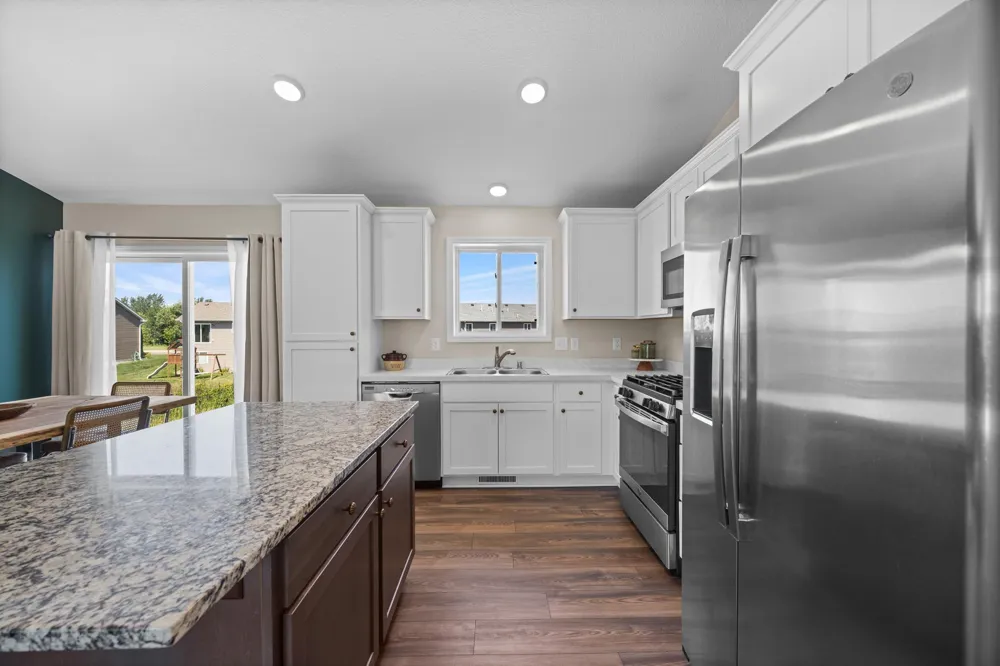 366 66th Street SW Waverly, MN 55390