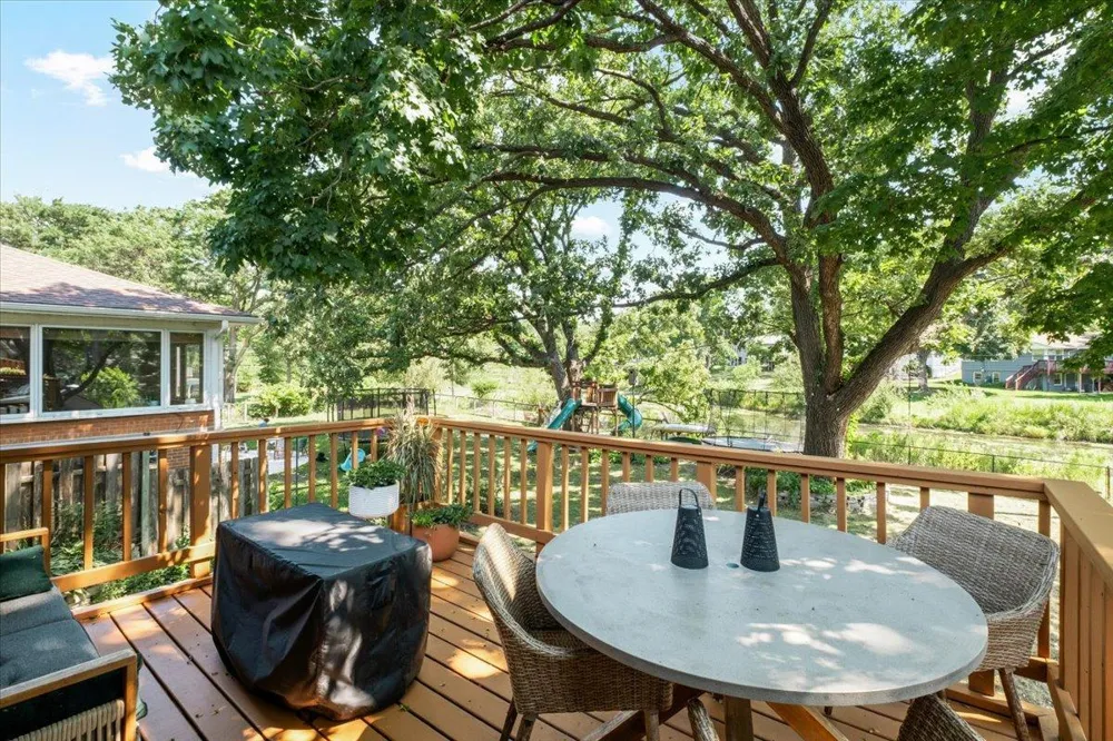 3341 Decatur Lane Saint Louis Park, MN 55426