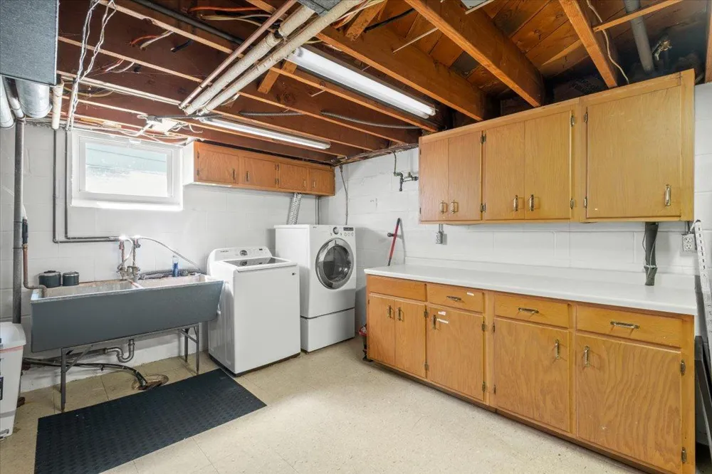 3341 Decatur Lane Saint Louis Park, MN 55426