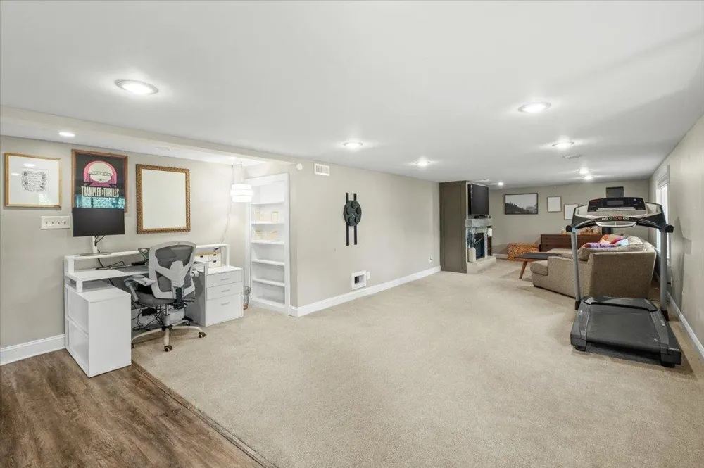 3341 Decatur Lane Saint Louis Park, MN 55426