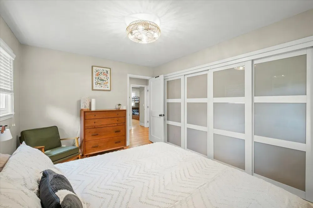 3341 Decatur Lane Saint Louis Park, MN 55426