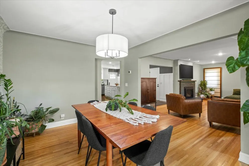 3341 Decatur Lane Saint Louis Park, MN 55426